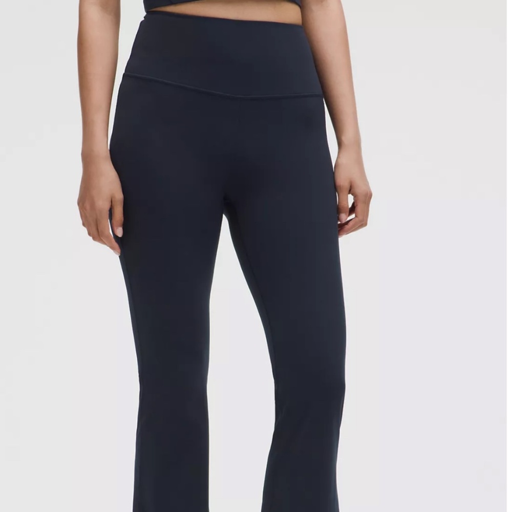 New Lululemon Groove Nulu Super-High-Rise Flared Pants 8, 10 - Picture 7 of 7